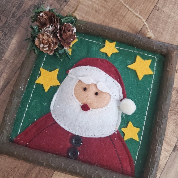 Lot of 3 Holiday homemade felt ornaments plaid mittens Santa framed gingerbread - Picture 4 of 16